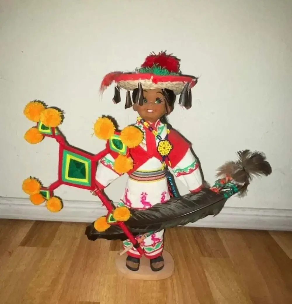 Vintage Handmade Nayarit Mexico Huichol Indian Dolls